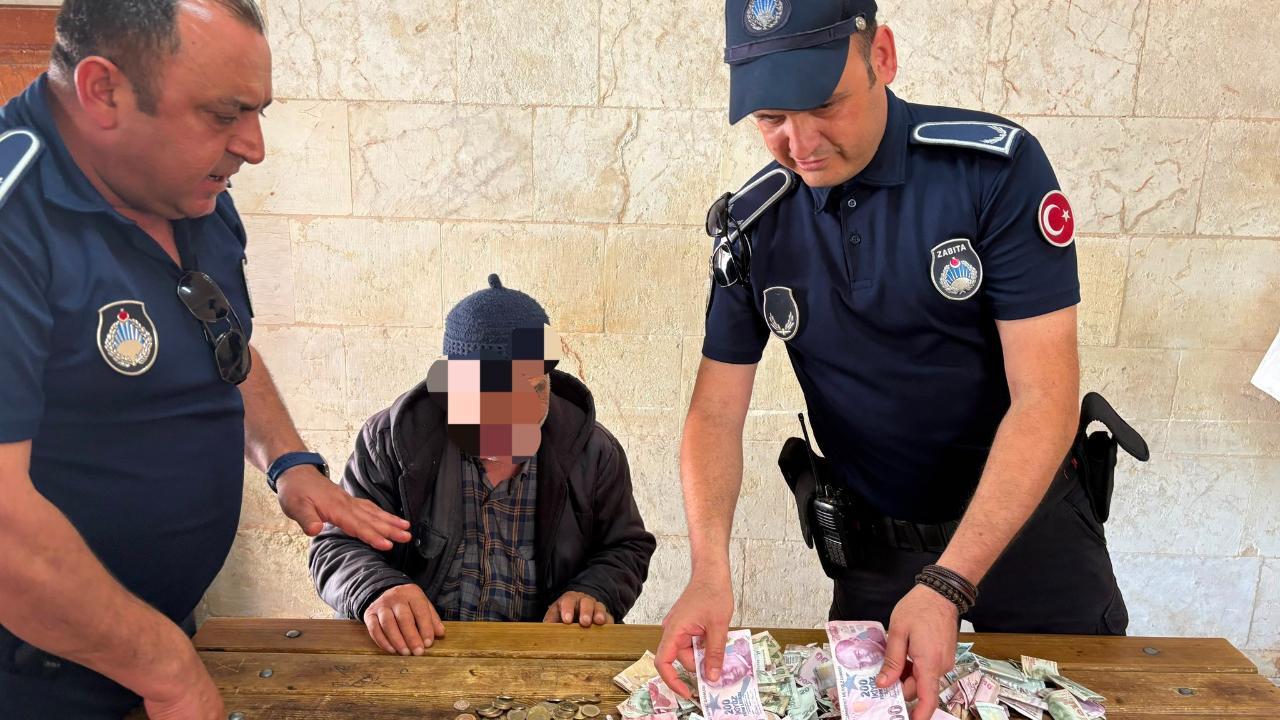 Dilencinin 1 saatlik kazancı dudak uçuklattı