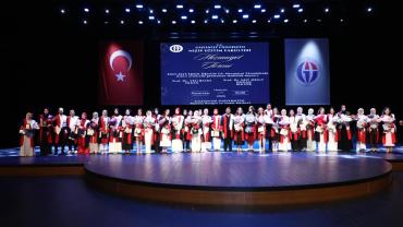 Nizip Eğitim Fakültesi’nde mezuniyet heyecanı