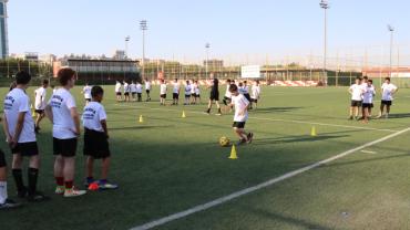 Şanlıurfa’da binlerce çocuk futbolla bılışuyor
