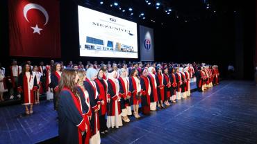 Diş hekimliği mezunları uğurlandı